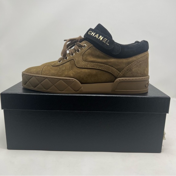 Chanel Suede Logo Strap Low Top Sneakers Size 41.5 / 10.5 NEW WITH BOX - Picture 2 of 16